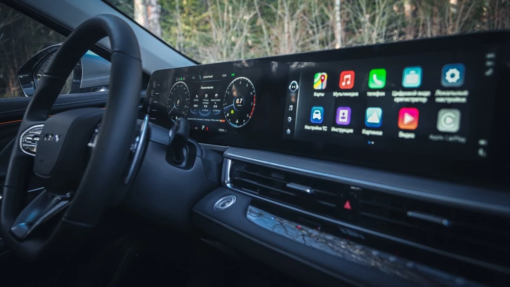 Седан Chery Arrizo 8 салон интерьер медиасистема мультимедиа двойной экран