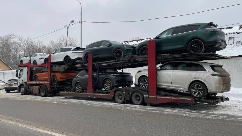 Попали под раздачу. Ввозить новые электромобили и гибриды из Китая станет сложнее и дороже Правила ввоза гибридов и электромобилей