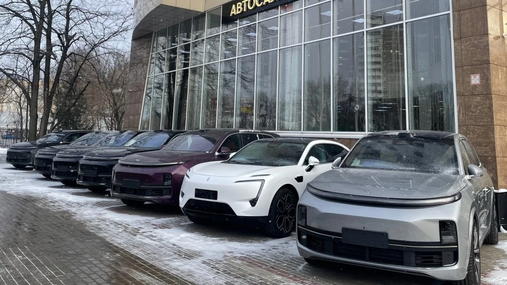 «Электрички» и гибриды могут подорожать. Как отразятся на авторынке новые правила ввоза авто требования к сертификации электромобилей и гибридов Frank Auto автосалон автодилер