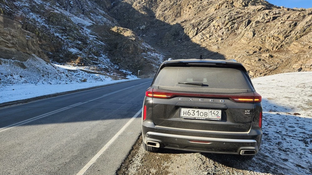 Exeed VX тест сзади