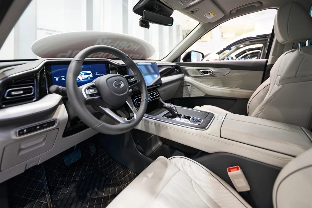 GAC GS8 ll внедорожник Битца купить новый в автосалоне салон интерьер