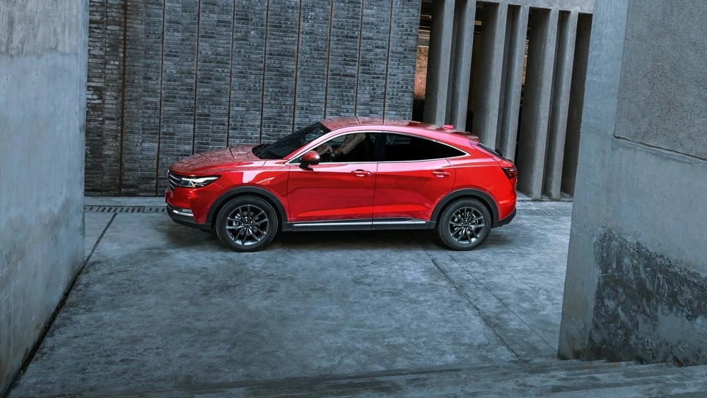 Кроссовер Dongfeng DFSK iX5 сбоку