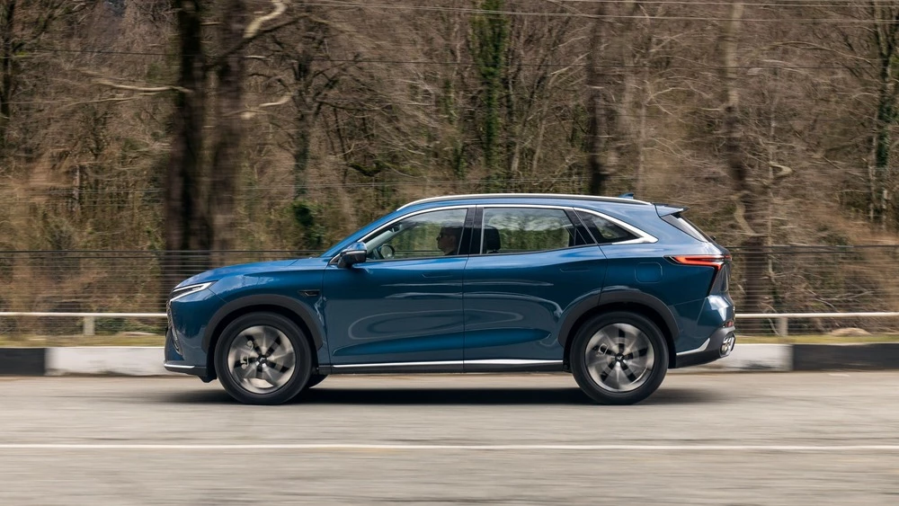 Kaiyi X7 Kunlun сбоку