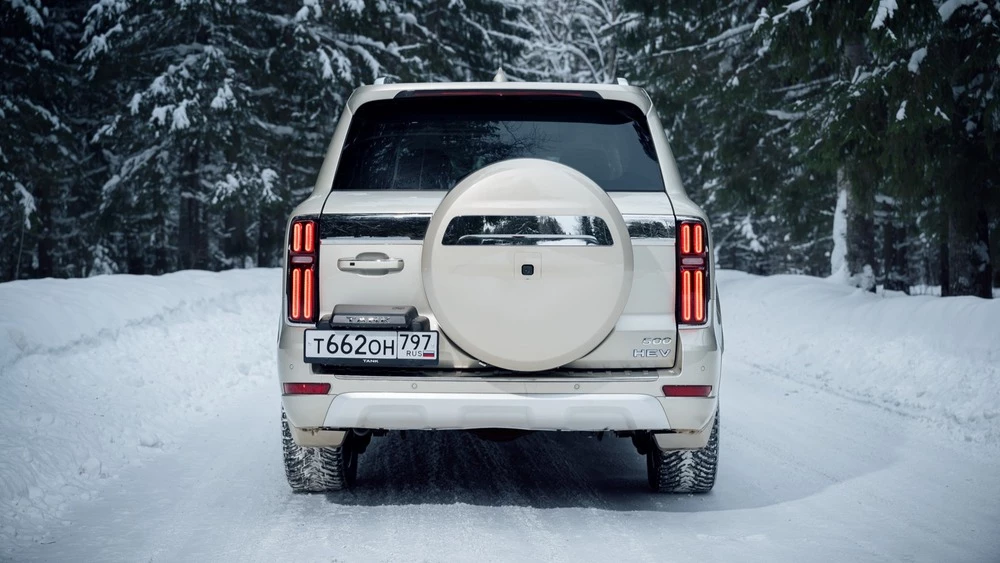 Tank 500 Urban сзади