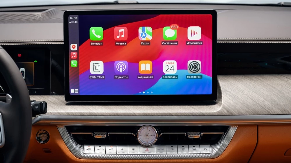 Tank 500 Urban салон интерьер медиасистема мультимедиа