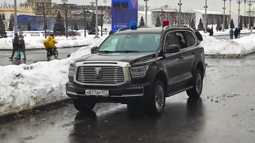 Tank 500 с миналкой администрация президента кортеж Lixiang