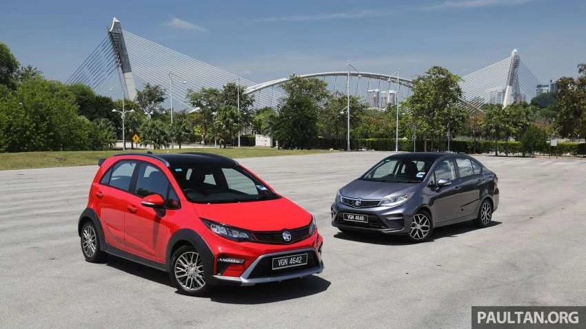 Автомобили Proton Iriz и Persona