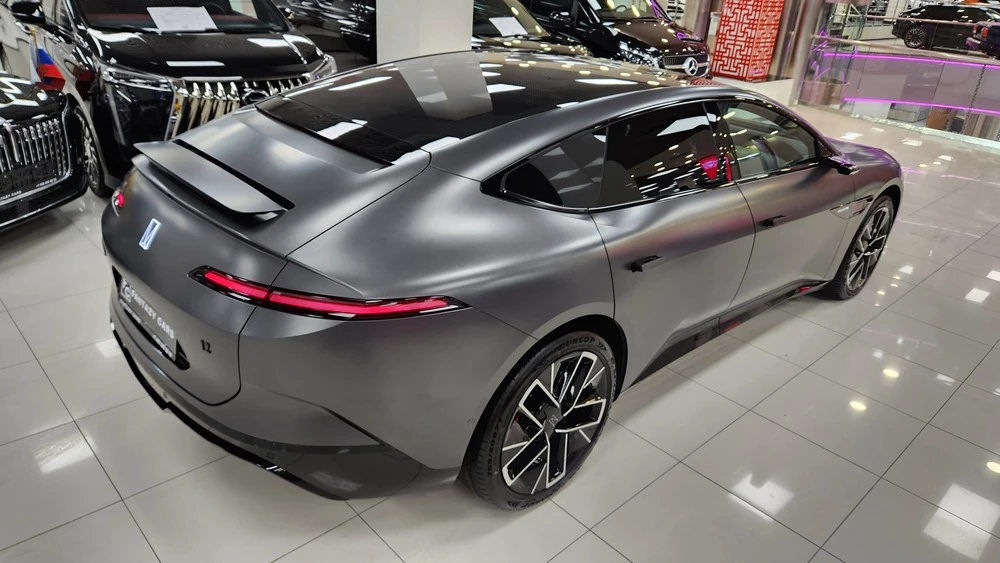 avatr 12 в России спереди сбоку сзади