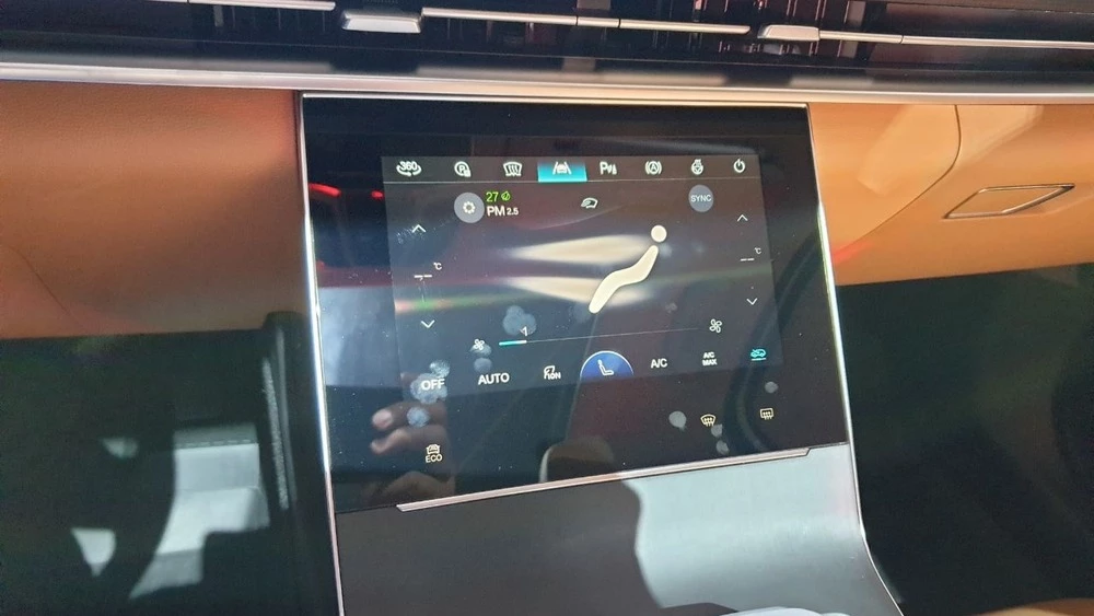 BAIC X75 презентация салон интерьер мультимедиа медиасистема