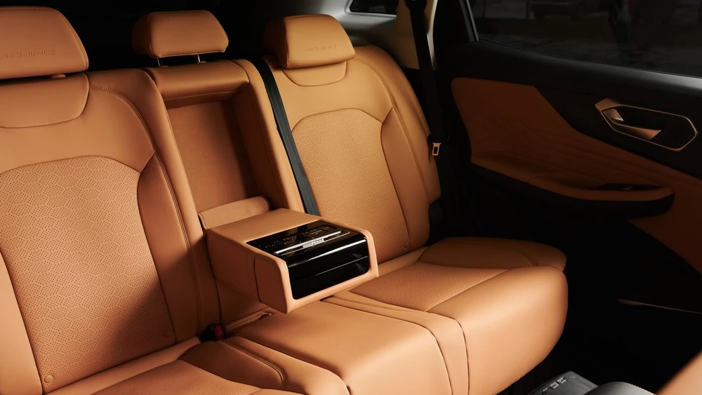 BAIC X75 тест салон интерьер сиденья второй ряд