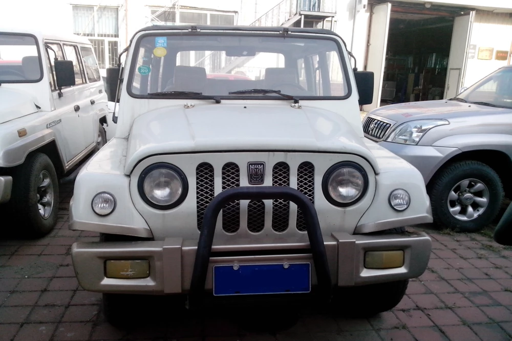 Внедорожник BAW BJ2023 спереди