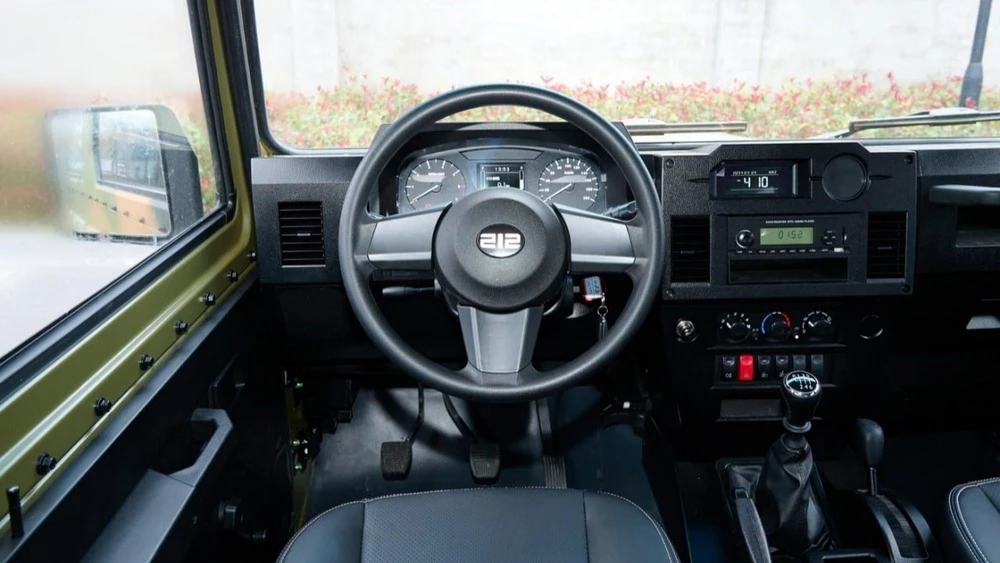 внедорожник BAW BJ212 Sniper салон интерьер