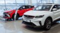 Belgee X50 Geely бизнес кар дилер в автосалоне сбоку спереди