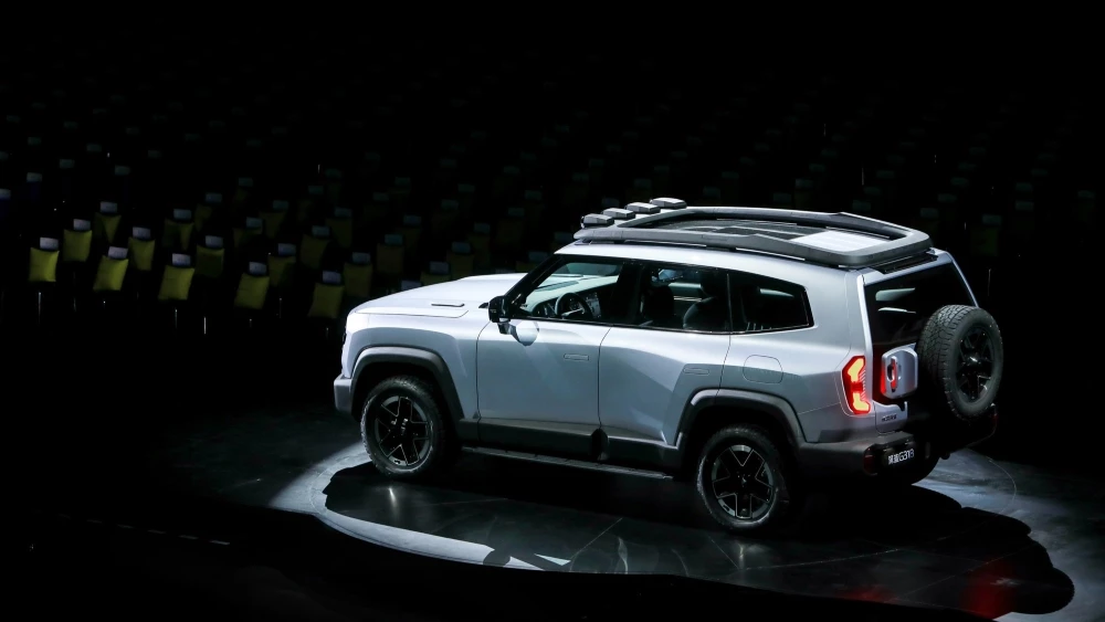 Changan Deepal G318 сбоку сзади презентация