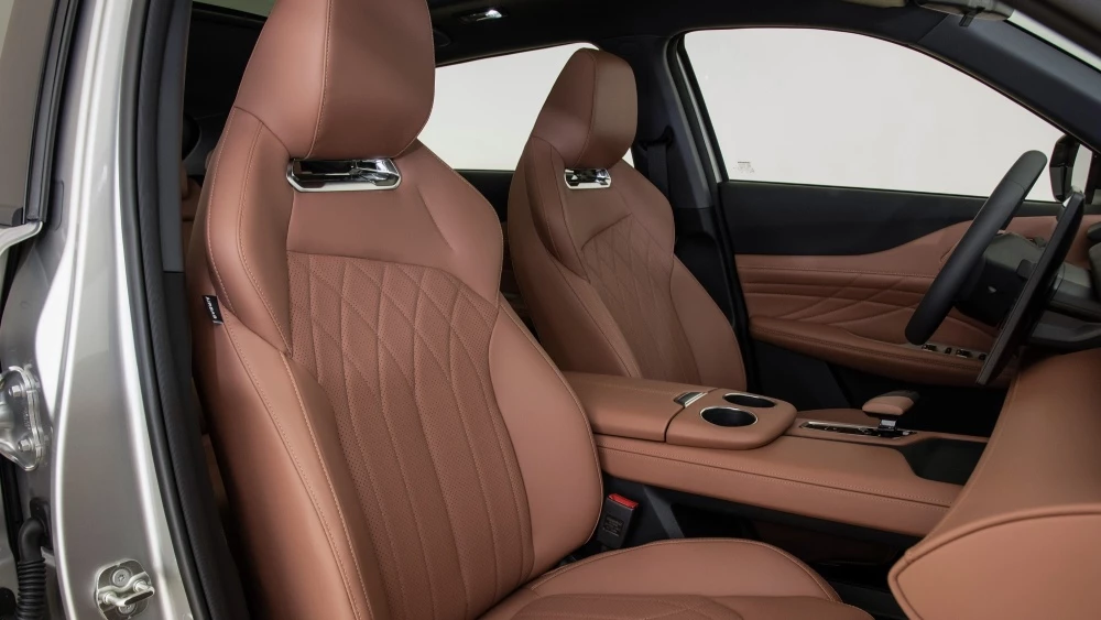 Changan Uni-Z салон интерьер передние сиденья