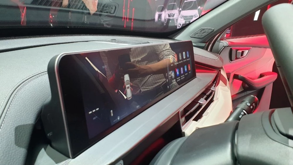 Chery Tiggo 4 Pro 18 Years Edition салон интерьер топовая версия Flagship мультимедиа приборка