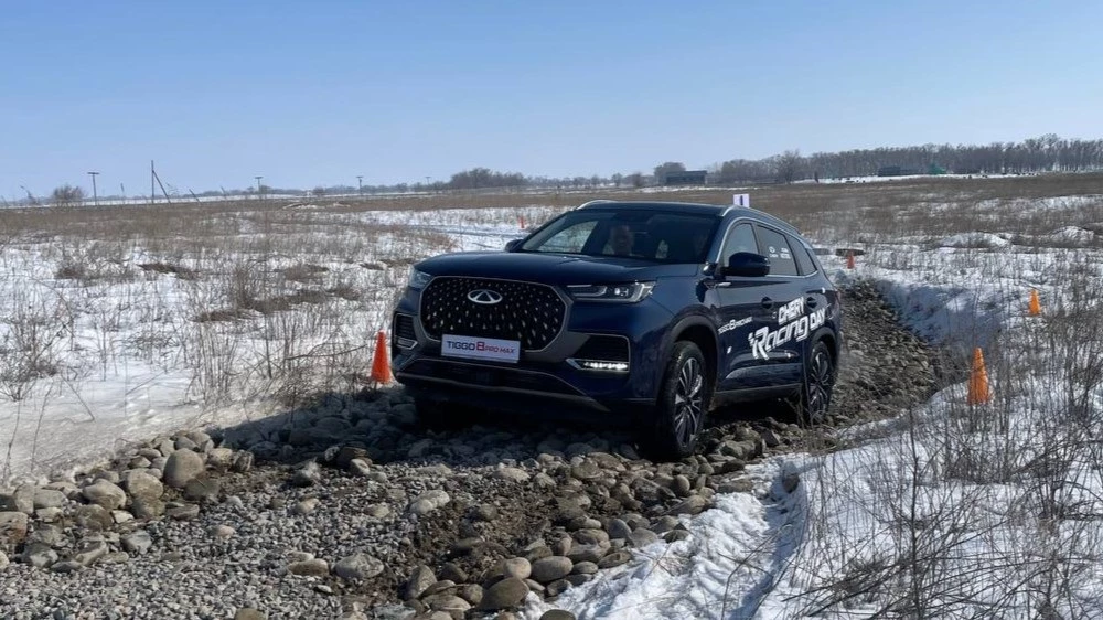 Обновленный кроссовер Chery Tiggo 8 Pro Max полигон Алматы полный привод