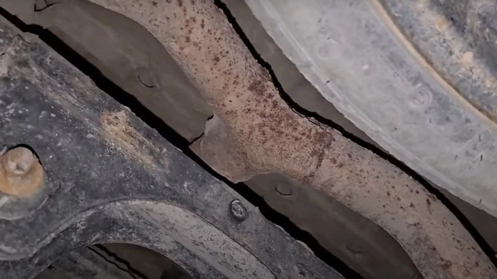 Кроссовер Chery Tiggo 8 с пробегом 200 тысяч км ржавчина коррозия