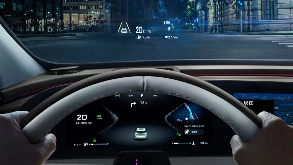 Exeed RX C-DM салон интерьер рулевое колесо проекция стекло