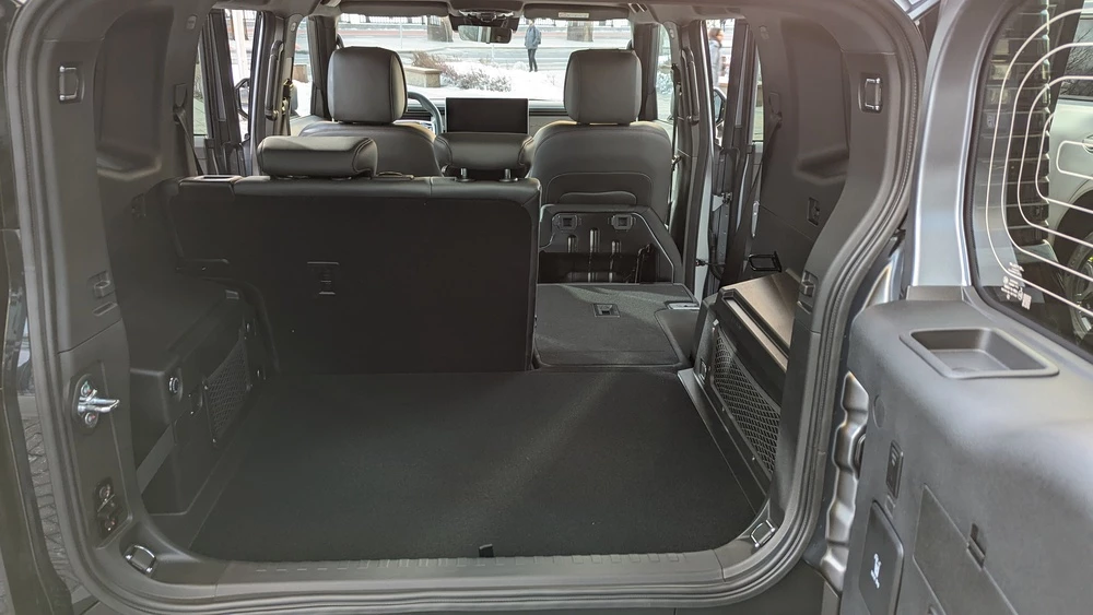 Jetour T2 салон интерьер презентация багажник складывается второй ряд