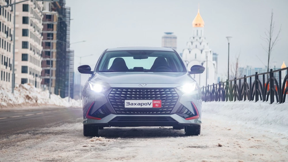 Kaiyi E5 тест спереди