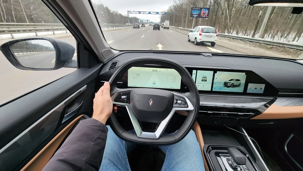 Livan X6 Pro салон интерьер