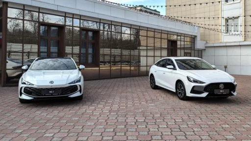 Лифтбек MG 7 седан MG 5