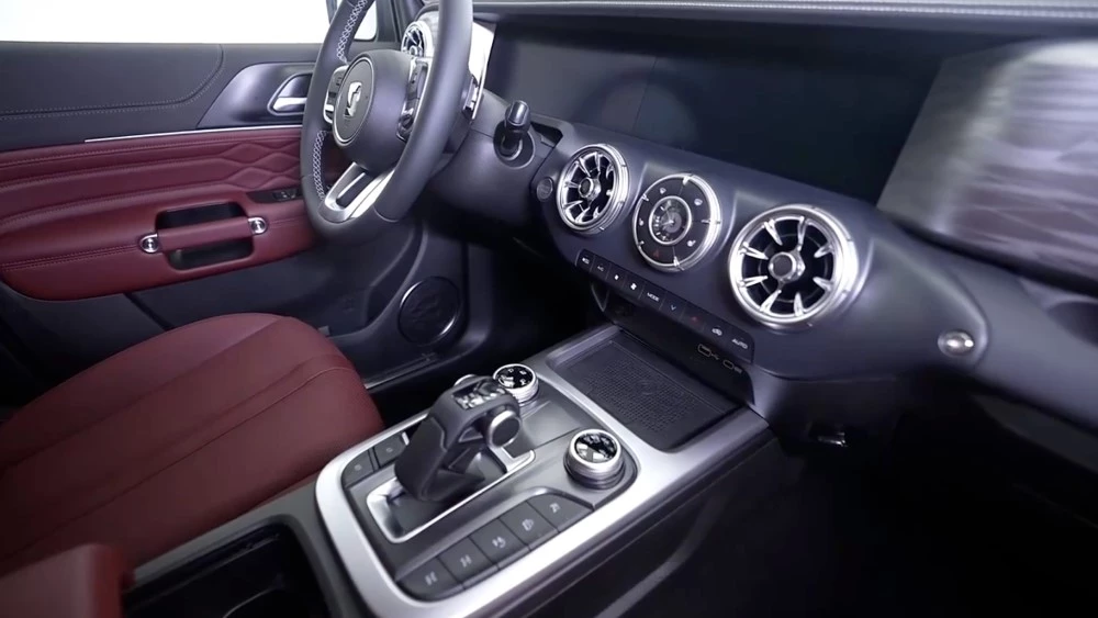 внедорожник Tank 330 салон интерьер