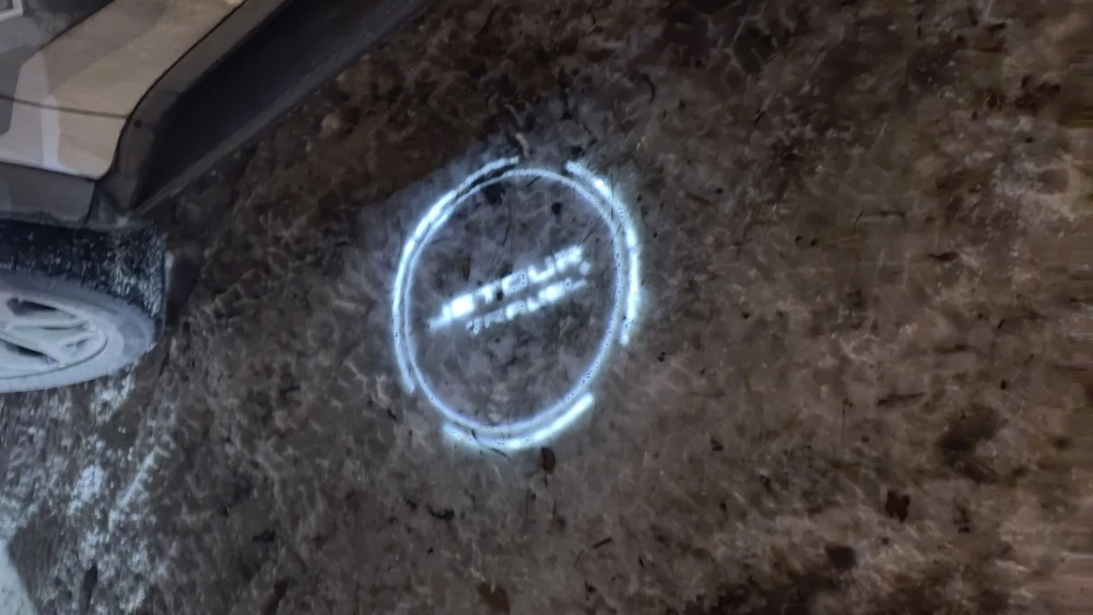 Jetour Т2 внешний вид проекционная подсветка