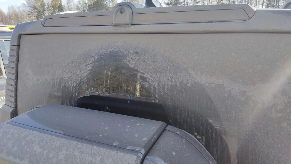 Jetour Т2 внешний вид заднее стекло двери багажника