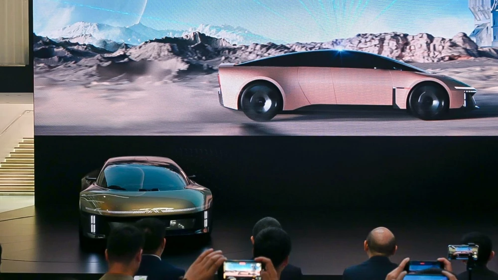 JAC DE-FINE спереди Пекинский автосалон