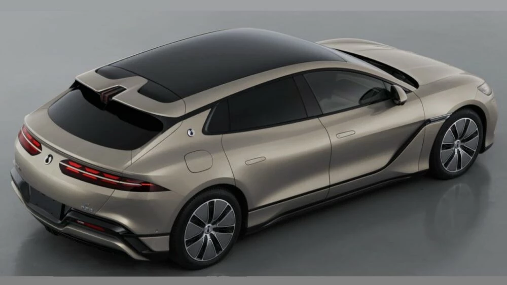 Denza Z9GT сзади сбоку