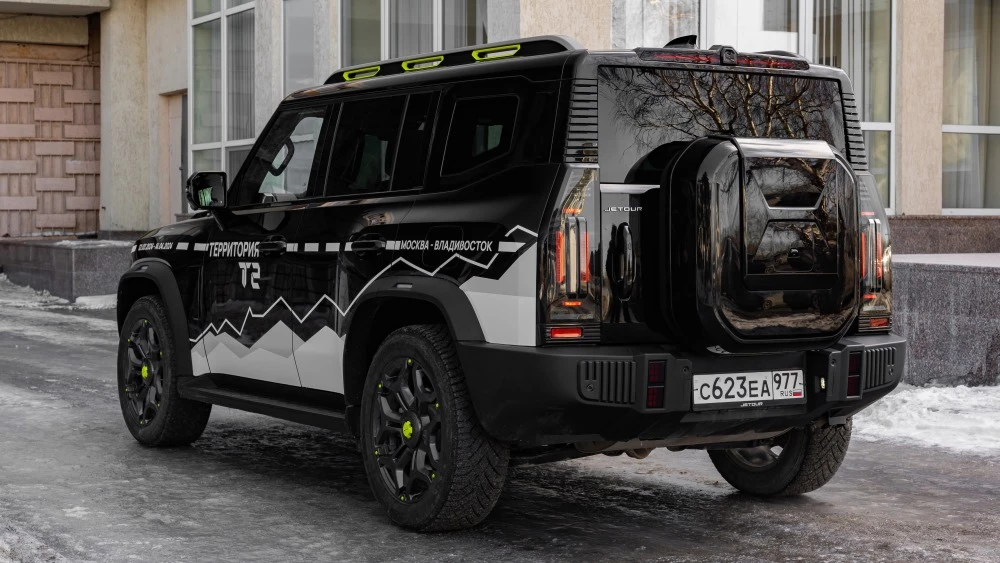 Jetour Т2 сбоку сзади