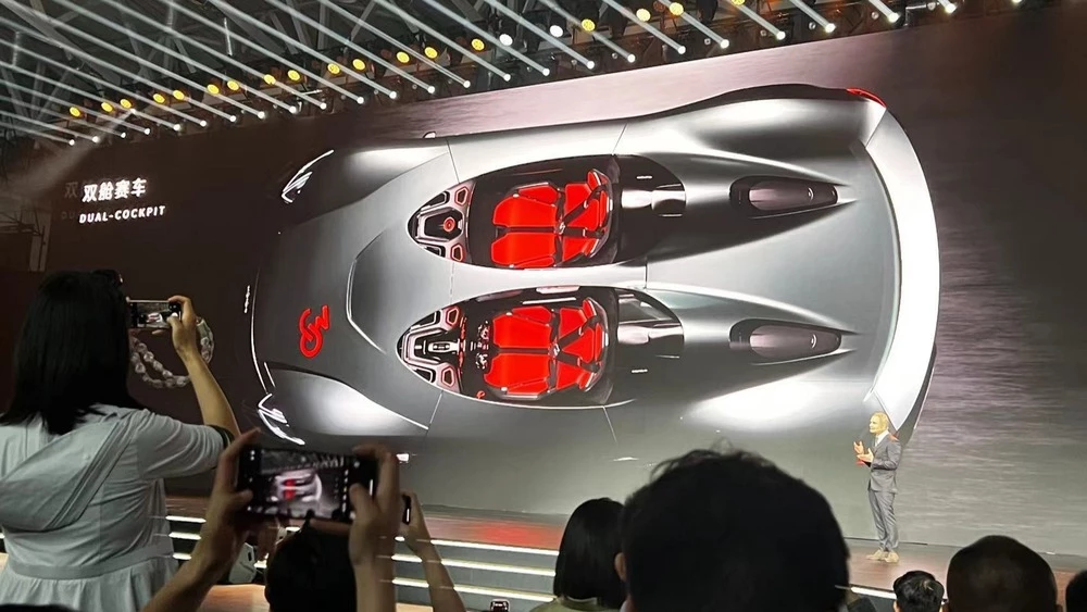 FangChengBao Super 9 салон презентация