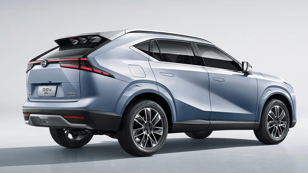 GAC GS4 Max сбоку сзади