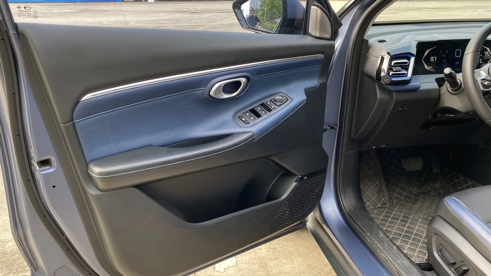 GAC GS3 салон интерьер дверная карта