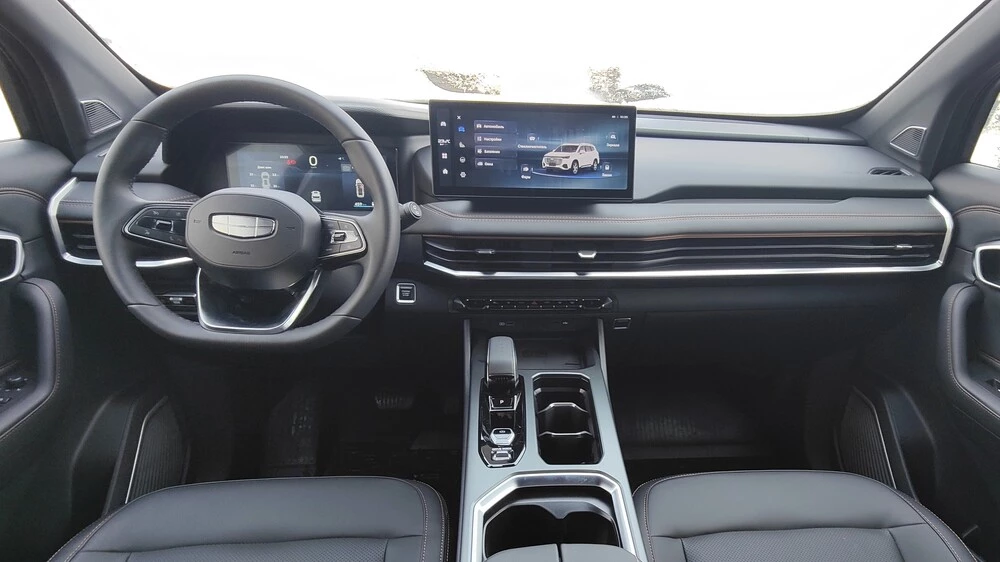 Geely Okavango Jetour X90 Plus панели приборов передние панели салон интерьер