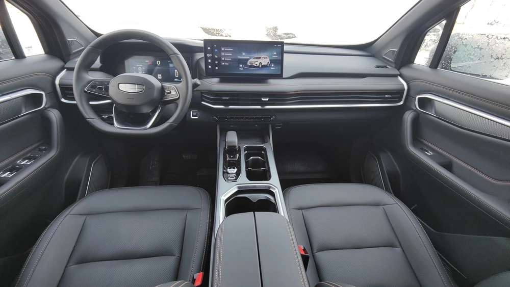 Geely Okavango тест Мишина салон интерьер