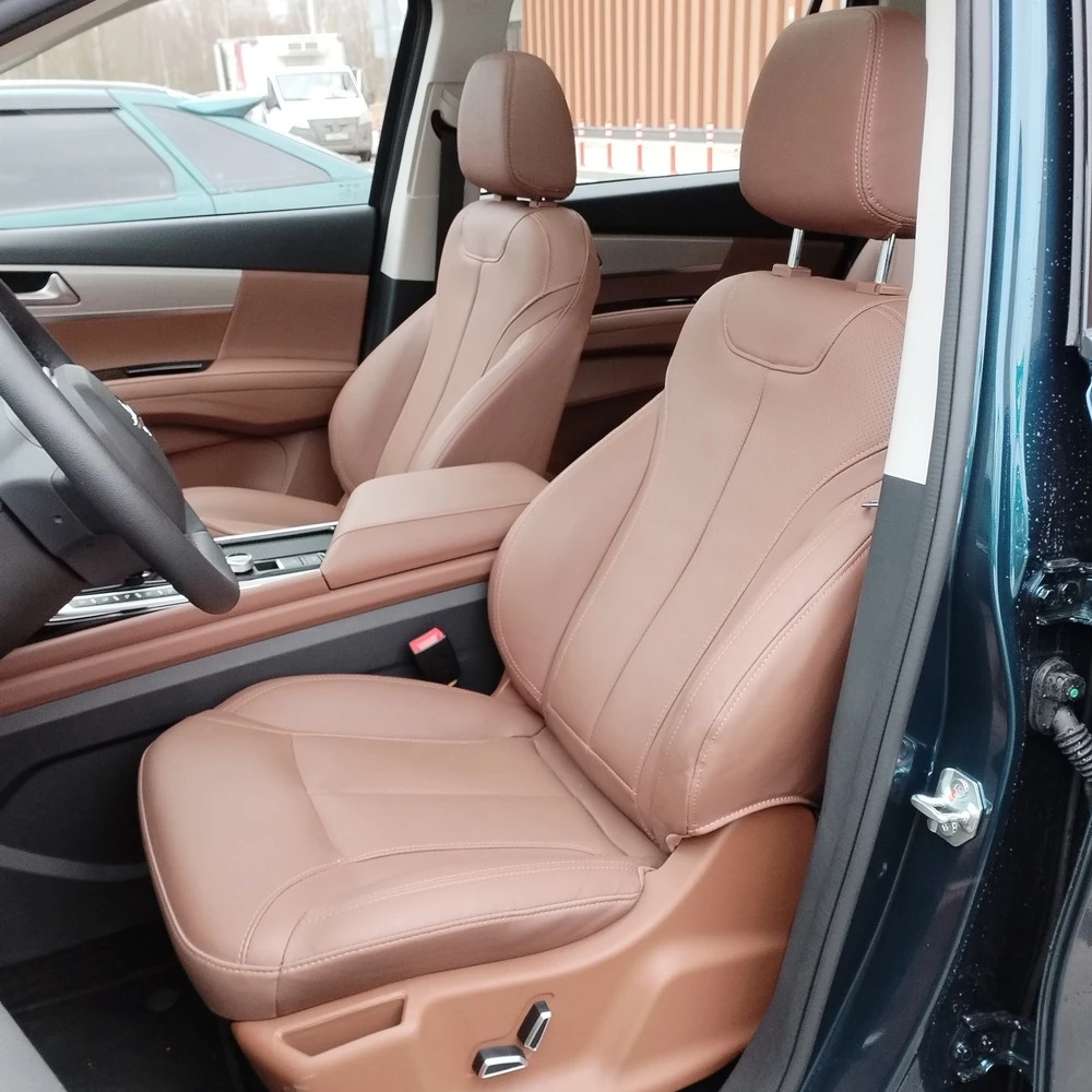 минивэн Haima 7x тест салон интерьер первый ряд сиденья