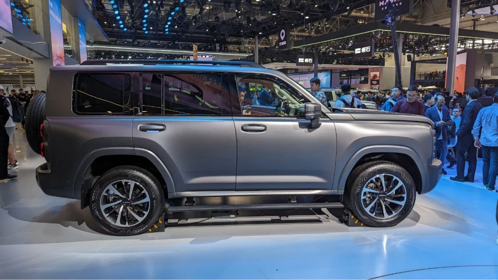 haval h9 новый второго поколения серый сбоку китайские автомобили купить