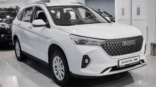 Кроссоверы и внедорожники Haval у дилера M6 в автосалоне Армада Ульяновск