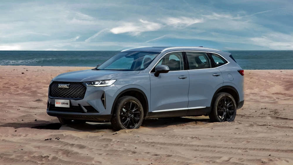 Haval H6 третьего поколения сбоку спереди