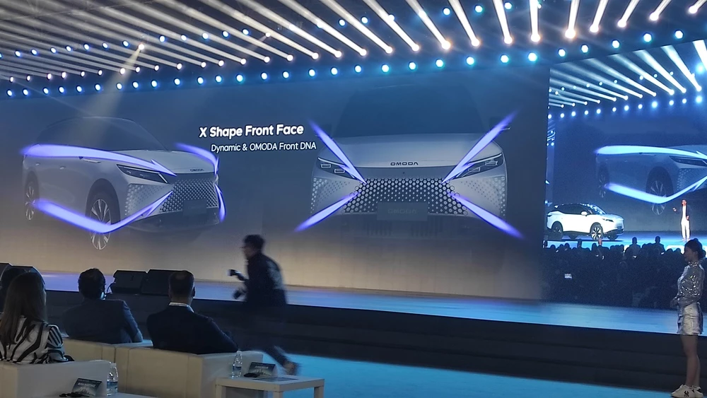 Omoda 7 презентация особенности экстерьер