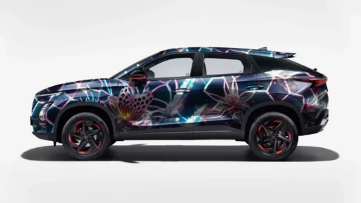 Omoda C5 сбоку обновится новый цвет