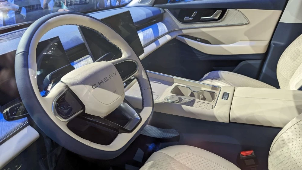 Tiggo 9 PHEV интерьер в Пекине