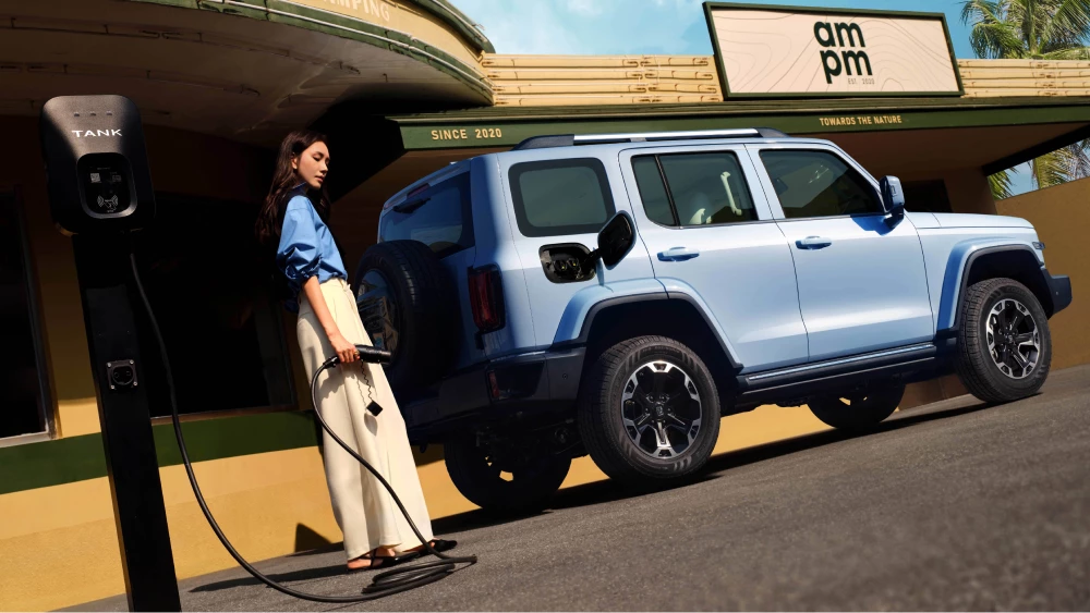 tank 300 hi4-t сзади голубой