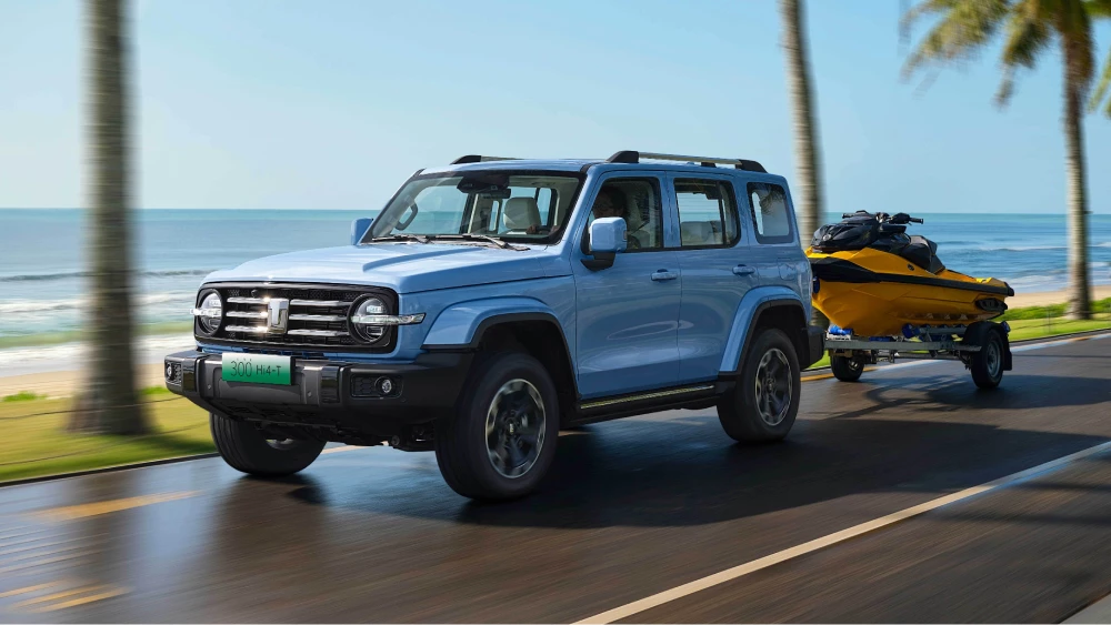 tank 300 hi4-t голубой спереди прицеп