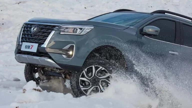 Пикап Oting Palasso Dongfeng Rich 7 спереди сбоку