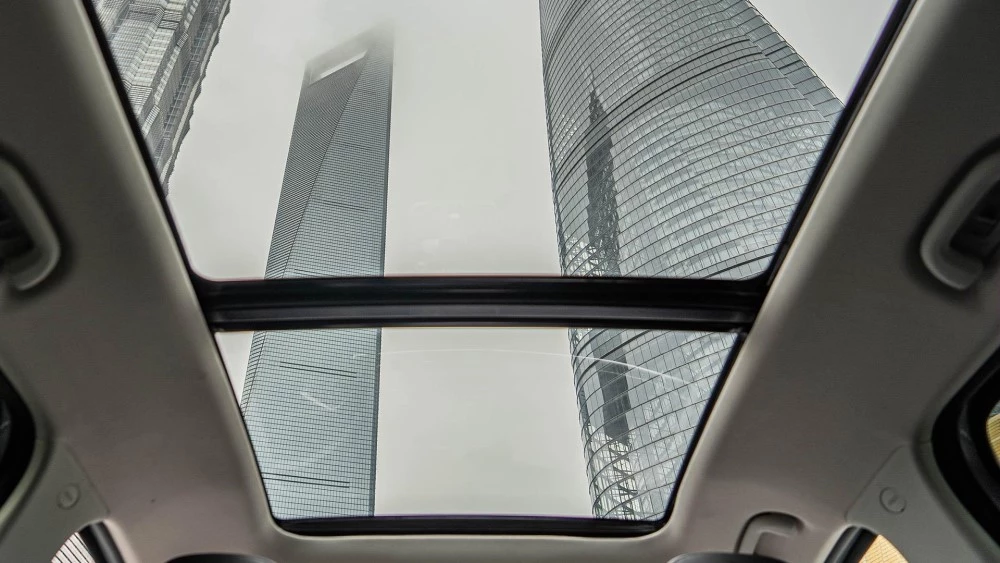 BAIC X75 панорамная крыша