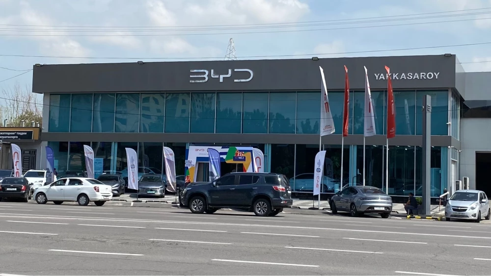 автосалон дилерский центр byd узбекистан ташкент yakkasaroy